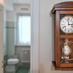 Guarneri\'S Rooms